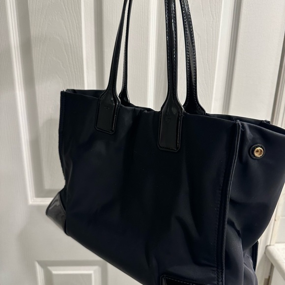 Small Tory Burch Ella tote! Posting more pics later - Picture 8 of 8